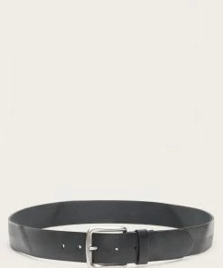 The Frye Company Textured Leather Flat Strap Belt